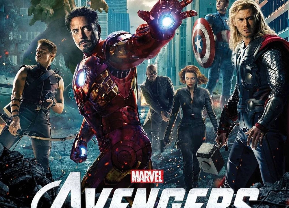 Novo poster do filme dos Vingadores - Blog Farofeiros