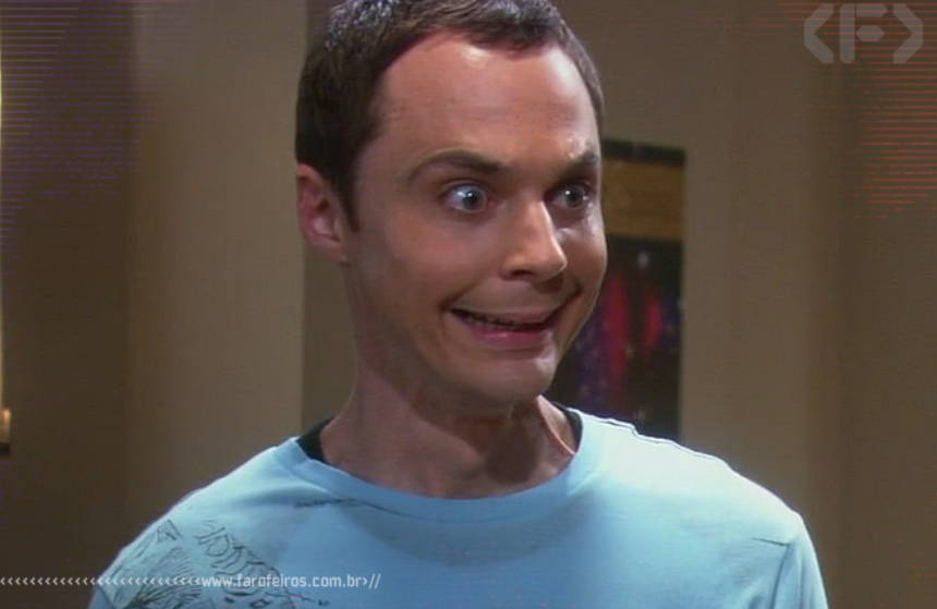 Sheldon sorrindo - Piadas para a festa de confraternização - Blog Farofeiros - 1