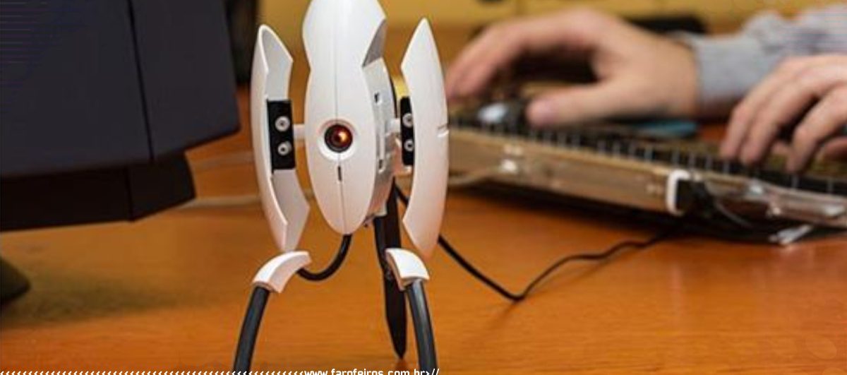 Portal 2 Sentry Turret USB Desk Defender - Blog Farofeiros