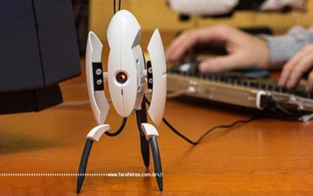 Portal 2 Sentry Turret USB Desk Defender - Blog Farofeiros