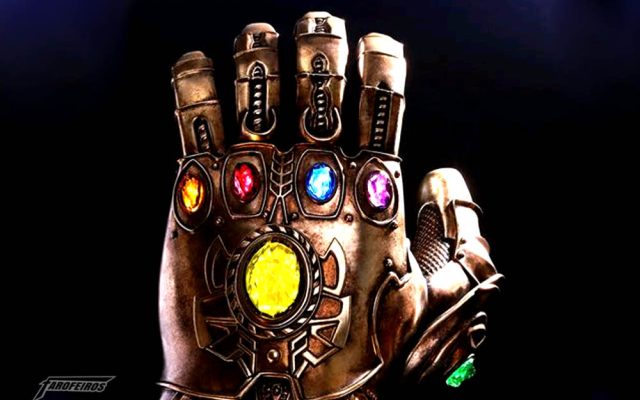 Manopla do Infinito da Hot Toys