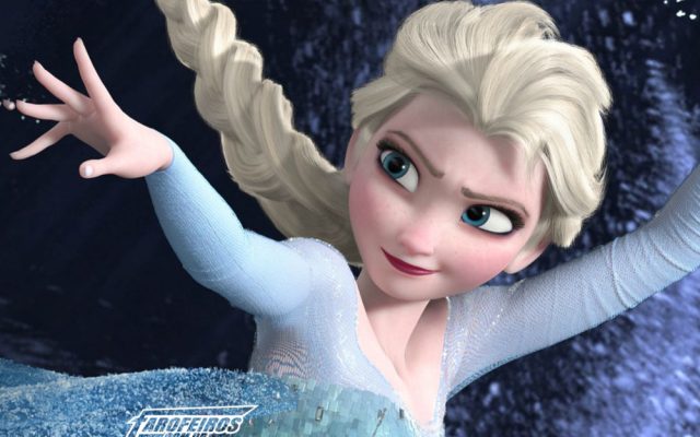 A mulher de azul - Elsa - Frozen - Blog Farofeiros