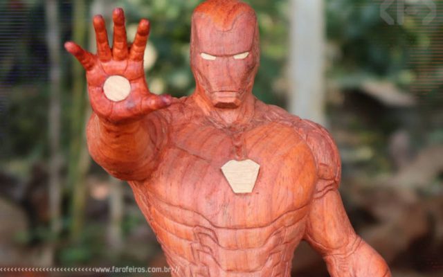 Homem de Ferro de madeira - Blog Farofeiros