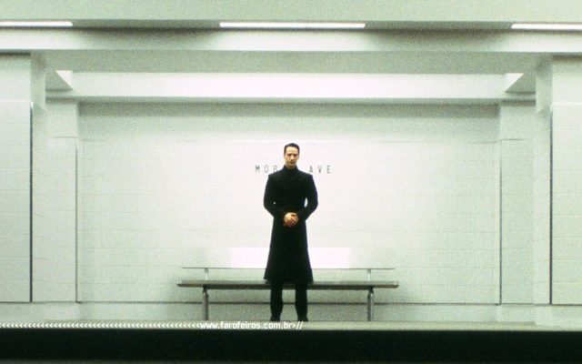Função ou propósito - Neo na estação de trem - Matrix - Blog Farofeiros