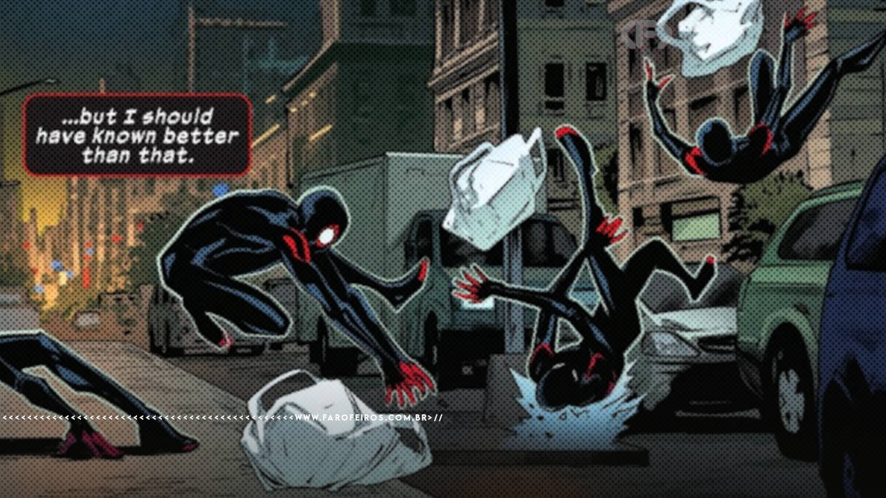 Cena da história em quadrinhos mostrando o Homem Aranha (Miles Morales) caindo em uma rua movimentada por veículos comos e fosse em camêra lenta segurando uma mochila feita de teia de aranha. Na parte inferior, a marca d'água do site www.farofeiros.com.br