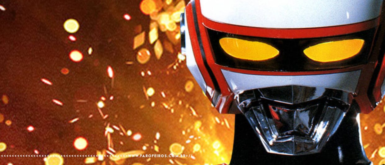 Jaspion em sua armadura em imagem que foca em seu capacete com os olhos com luzes acesas em frente a uma explosão - FAROFEIROS.COM.BR