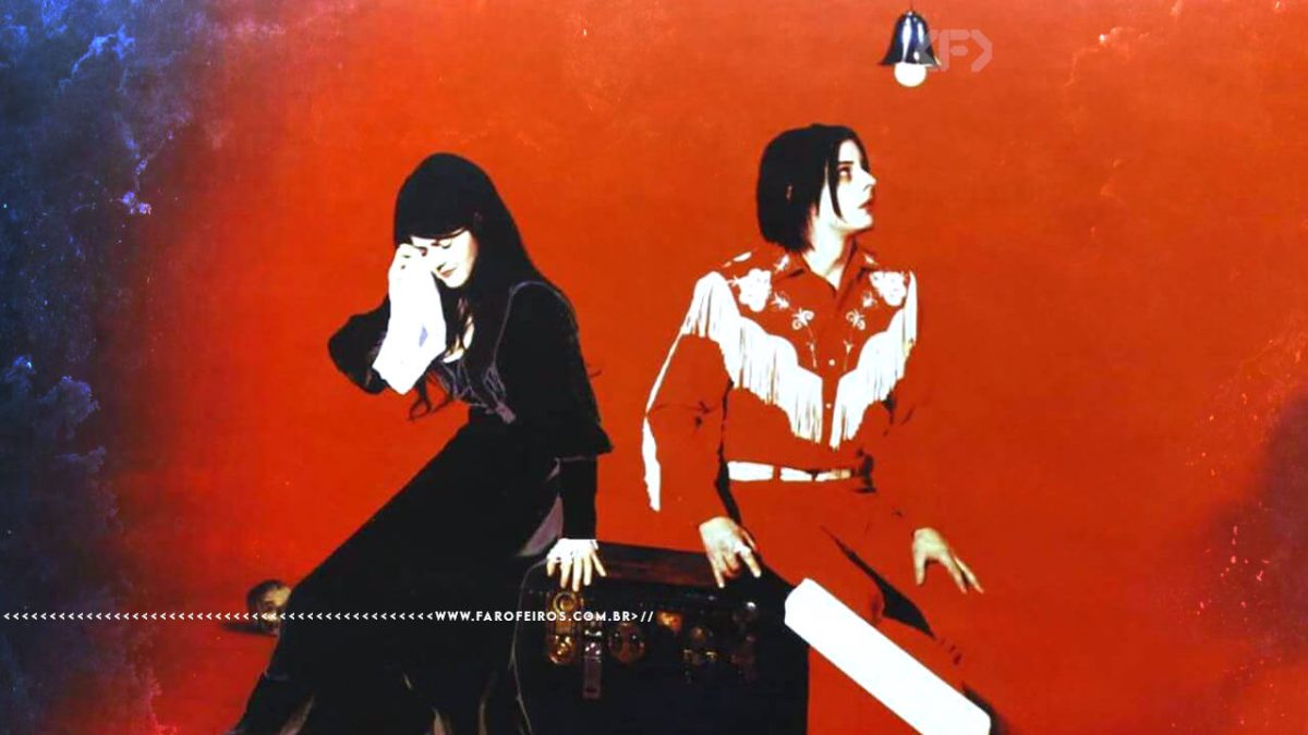 A banda The White Stripes com Meg, vestida de preto, simula um choro com um lenço em seu rosto e Jack, usando vermelho, olha surpreso para uma lâmpada acima dele. Ambos estão sentados no que parece ser amplificadores de som em um ambiente vermelho. A imagem tem efeito de alto contraste.